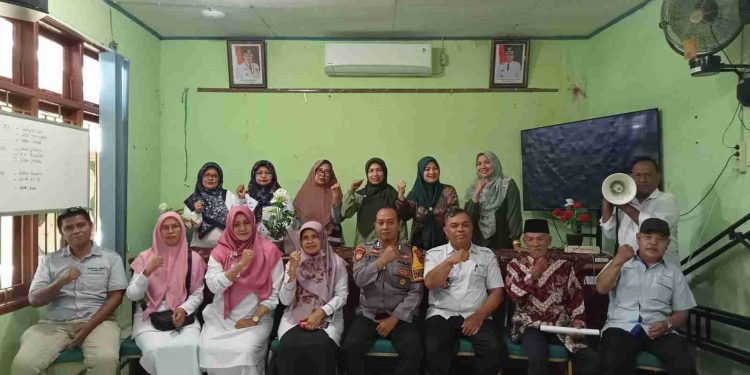 Sukseskan Intervensi Serentak Pencegahan Stunting Lurah Lega Junaidi Judan Gandeng RT/RW