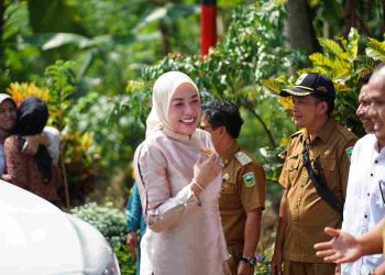 Ketua TP-PKK Kab. Solok Lakukan Survei Lokasi Persiapan Lomba Kader Posyandu Berprestasi Tingkat Provinsi di Nagari Koto Sani