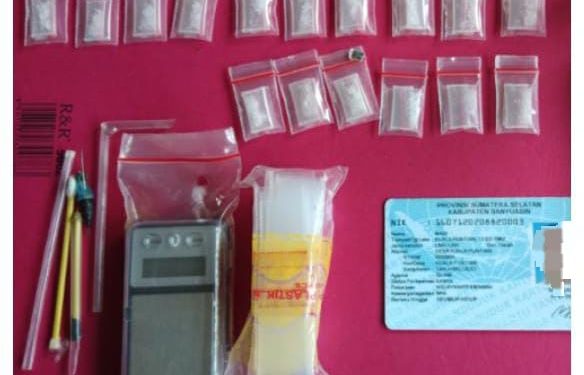 Kedapatan Simpan Narkotika Jenis Sabu-sabu, Seorang Warga Desa Kuala Puntian Diamankan Personel Polri Polsek Tanjung Lago