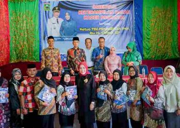 Orientasi Keterampilan Dasar Kader Posyandu dan Kader KB Nagari Sirukam Bersama Ketua TP-PKK Kab Solok
