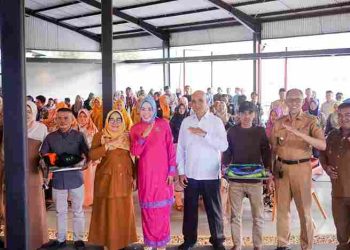 Sosialisasi Penangganan dan Pengurangan Sampah Melalui Bank Sampah dan Budidaya Maggot