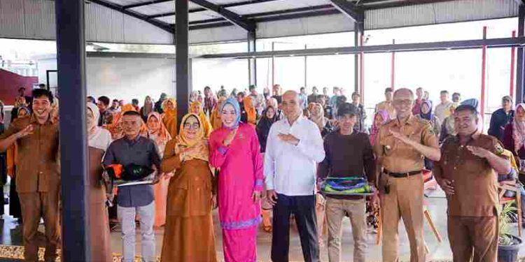 Sosialisasi Penangganan dan Pengurangan Sampah Melalui Bank Sampah dan Budidaya Maggot