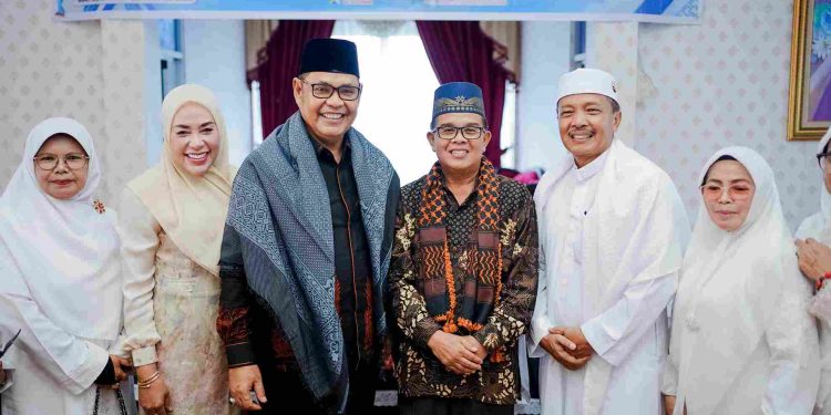 Silaturahmi Jamaah Haji Kabupaten Solok Tahun 2024 Kloter 15 dan 17 Bersama Bupati Solok dan Ketua TP PKK Kabupaten Solok