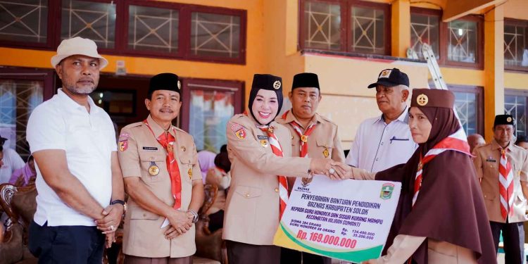 Ketua Kwarcab 0302 Kab Solok Hadiri Upacara Peringatan Hari Pramuka Nasional Ke-63 Tahun 2024 Di Kecamatan Hiliran Gumanti