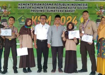 MTsN Kota Solok Raih Prestasi Gemilang di Bawah Kepemimpinan Marta Rinalson, S.Ag., M.A.