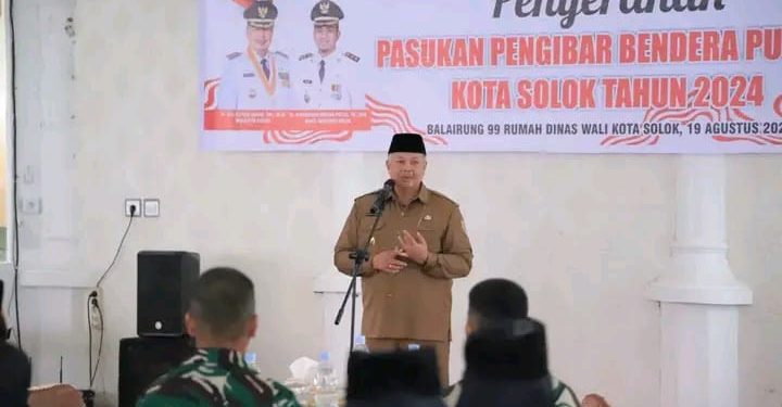 Penyerahan Paskibraka Kota Solok Tahun 2024, Wako Zul Elfian Umar Ucapkan Terimakasih