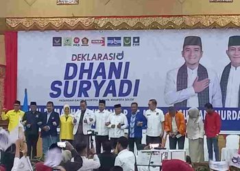 Ribuan Masyarakat Timses, Relawan dan Simpatisan Dengarkan Deklarasi Dhani Suryadi