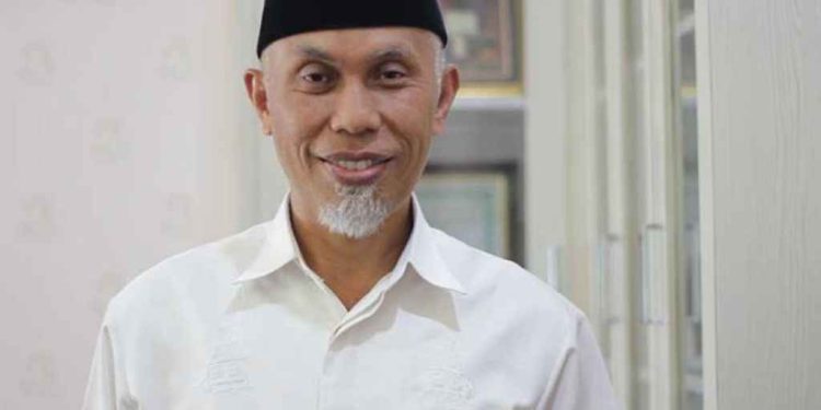 Gubernur Sumbar Ancam Tarik Anggota Paskibrakanya Jika Tidak Diizinkan Memakai Hijab Saat Bertugas