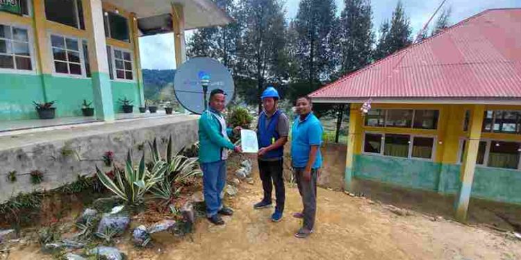SMPN 3 Danau Kembar Terima Bantuan Dari Kementerian Kominfo