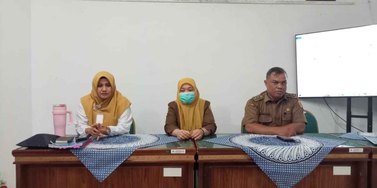 Kepala Puskesmas KTK Kota Solok Hadiri Pertemuan Bulanan Kader Posyandu Sembiko