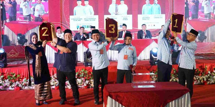 Pemkab. Solok Ikuti Rapat Pleno Terbuka KPU Kab. Solok
