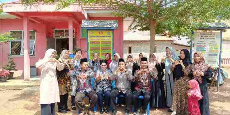 SDN 17 Betung Peringati Maulid Nabi Cipkan Siswa Berakhlak