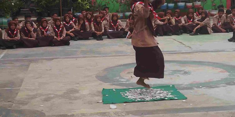 Penampilan Minat Bakat Siswa Sisiwi SMPn 2 Kubung Membuat Decak Kagum  Audience
