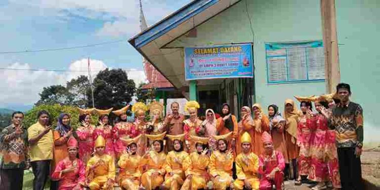 Bedah Refleksi dan RTL SMPN 3 Bukit Sundi Bersama Fasilitator PSP A3