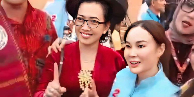 Li Claudia Candra Tunjukkan Sportivitas Tinggi, Salami Tim Lawan Usai Debat