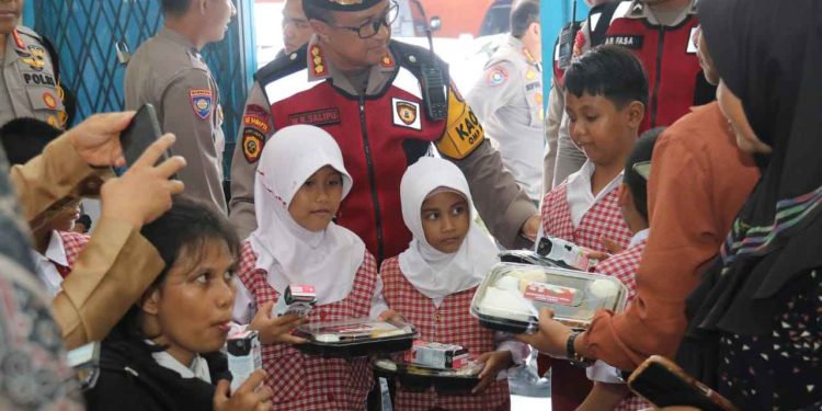 Samapta Polda Sumsel Sosialisasi Program Makan Sehat