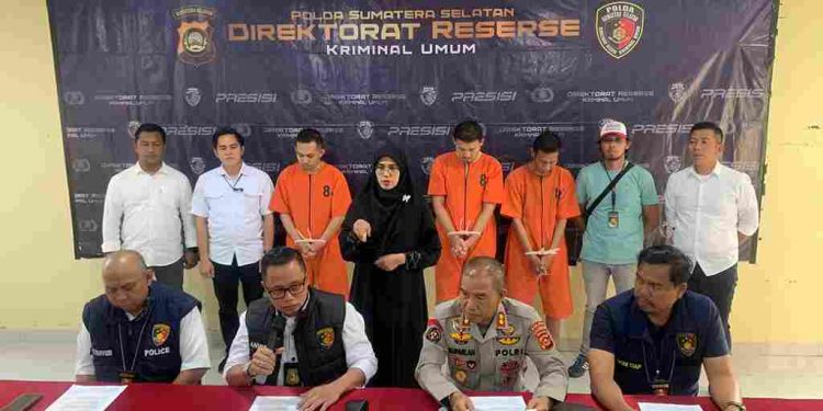 Gasak Cek Nasabah Rp 99,5 Juta, Karyawan Bank BUMN Bersama ASN dan Honorer Damkar Palembang Ditangkap Jatanras Polda Sumsel