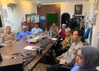 kabid Humas Kombes Sunarto Ikuti Zoom Meeting Pasca Pemilu Kada