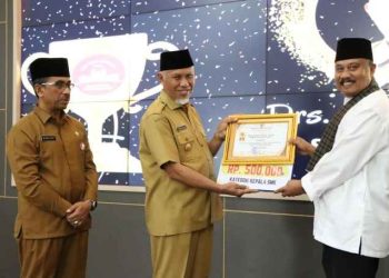 Husni Lahar, Kepala Sekolah Bergelimang Prestasi dari SMKN 1 Lembah Gumanti