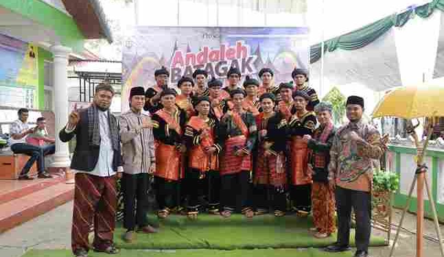 Wakil Ketua DPRD Kabupaten Limapuluh Kota hadiri Andeleh Batagak Gala