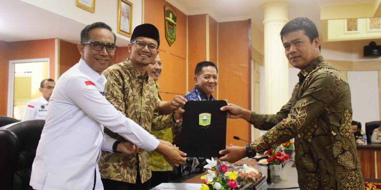 Rapat Paripurna : Rekomendasi PAD dan Nota Pengantar Ranperda Pertanggungjawaban APBD Tahun Anggaran 2024