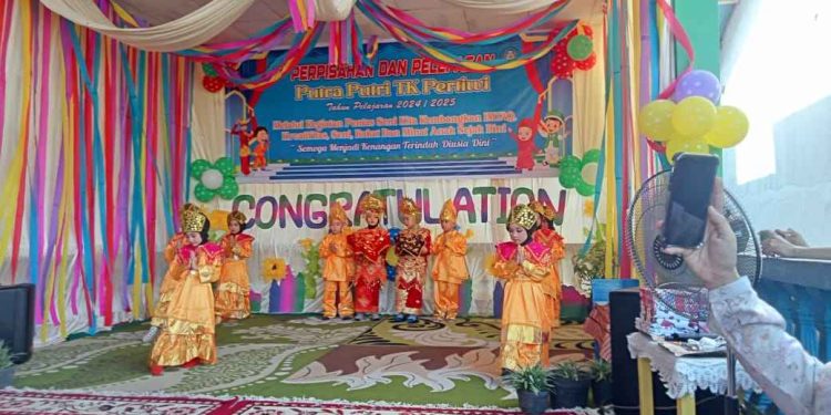 TK Pertiwi Setda Kota Solok Gelar Perpisahan Dan Pentas Seni Tahun Pelajaran 2024/2025