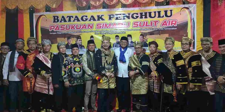 Semarak, Alek Batagak Penghulu Persukuan Simabua Sulit Air