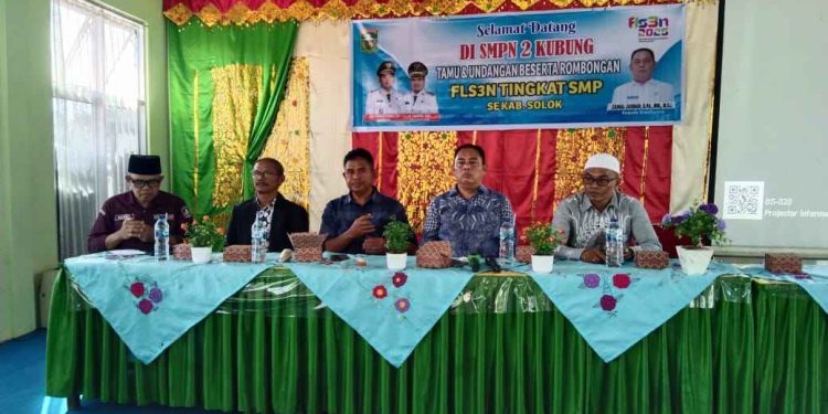 Disdikpora Kab.Solok Adakan Festival FLS3N di SMPN 2 Kubung