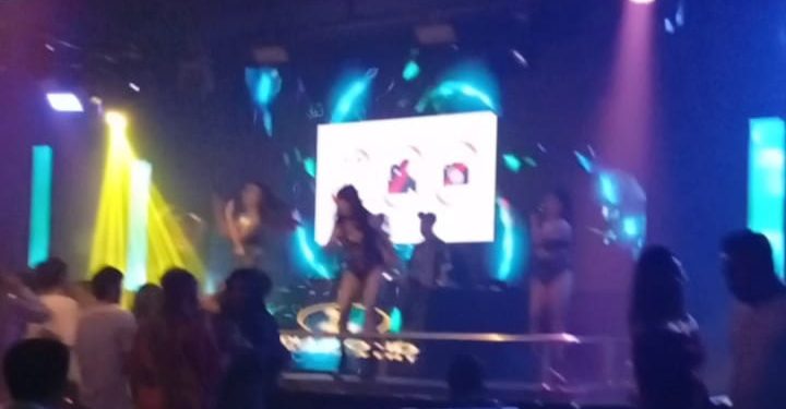 Tampilkan Sexy Dancer dan Tarian Erotis, THM Super Z Club Aviari Ada Izin?????