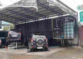 Petugas Lalai: Biarkan Mobil Menyerobot Antrean — Bukti Pelayanan Amburadul