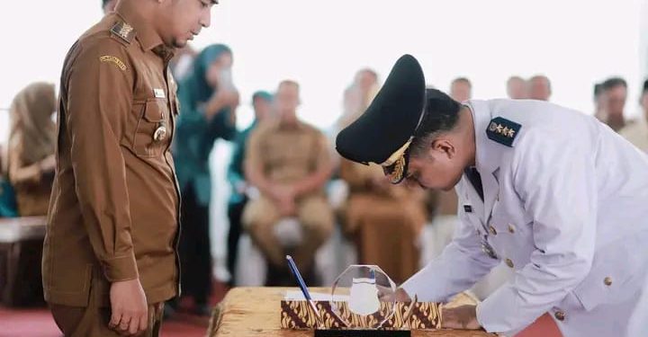 Wako Solok Hadiri Serah Terima Jabatan Camat dan Pelantikan Ketua TP-PKK Kecamatan Dan Kelurahan se-Kota Solok