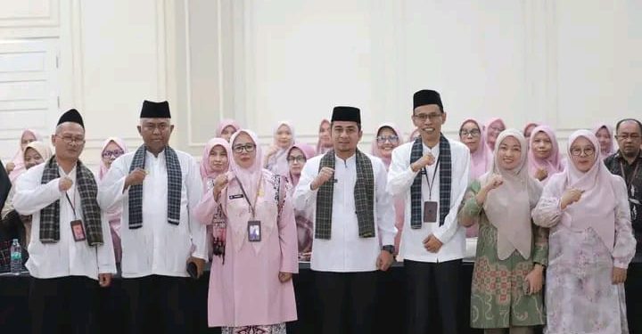 WaKo Solok Ramadhani Kirana Putra Membuka Secara Resni Bimtek Pembelajaran Digitalisasi Tingkat SMP