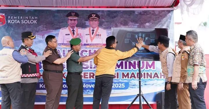 Wako Solok Resmikan Program Air Bersih Siap Minum di RSUD Serambi Madinah